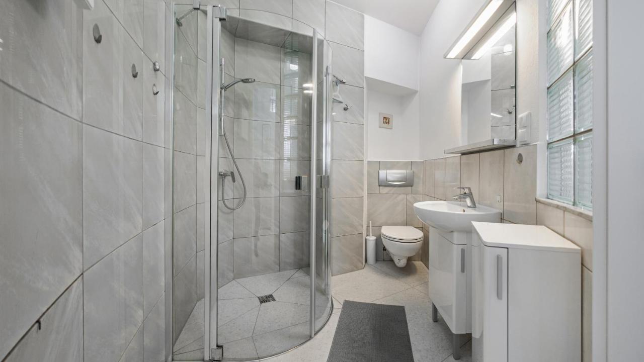 Apartamenty Sun & Snow Traugutta Plaza Sopot Exterior foto